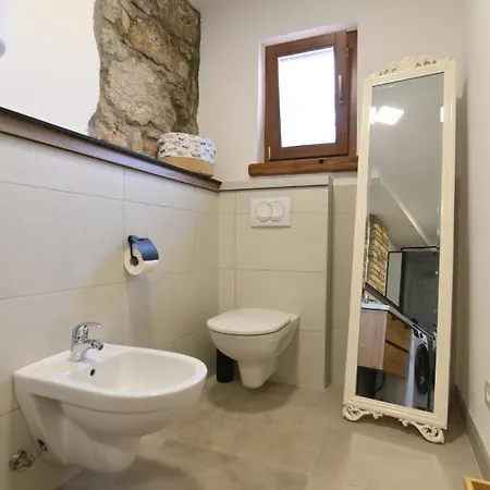 Apartment Sea View Ana With A Private Jacuzzi Opatija *