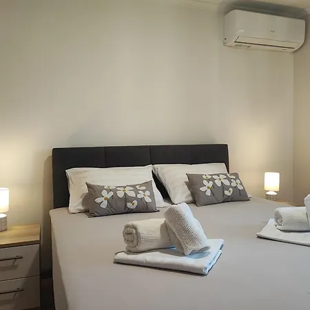 Sea View Ana With A Private Jacuzzi Opatija Apartment